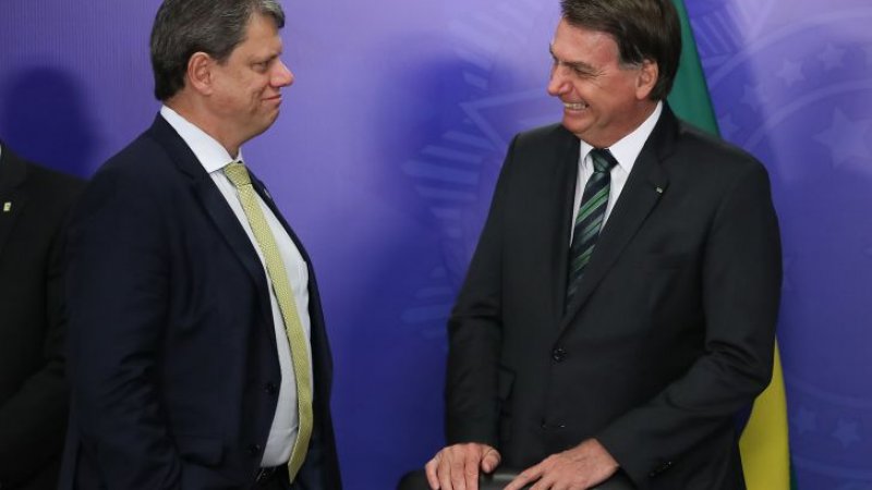 Bolsonaro confirma pré-candidatura de Tarcísio de Freitas ao governo de São Paulo