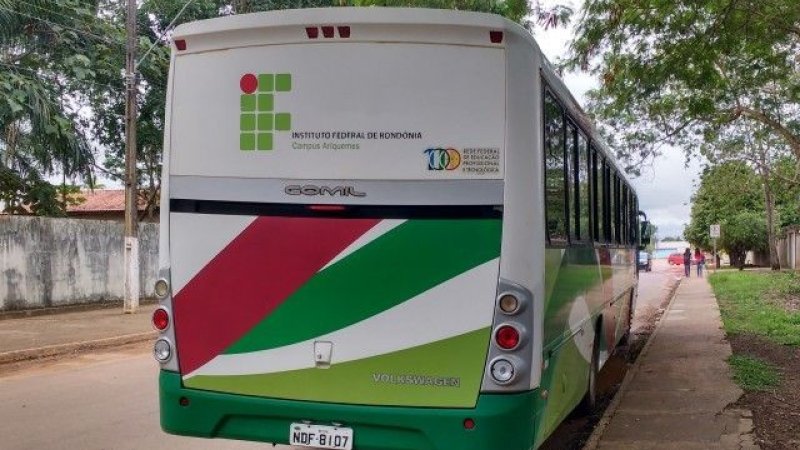 Pedro Fernandes garante transporte escolar para alunos do Ifro Ariquemes