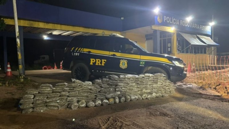 PRF apreende mais de 200 kg de drogas e prende três pessoas na BR-364