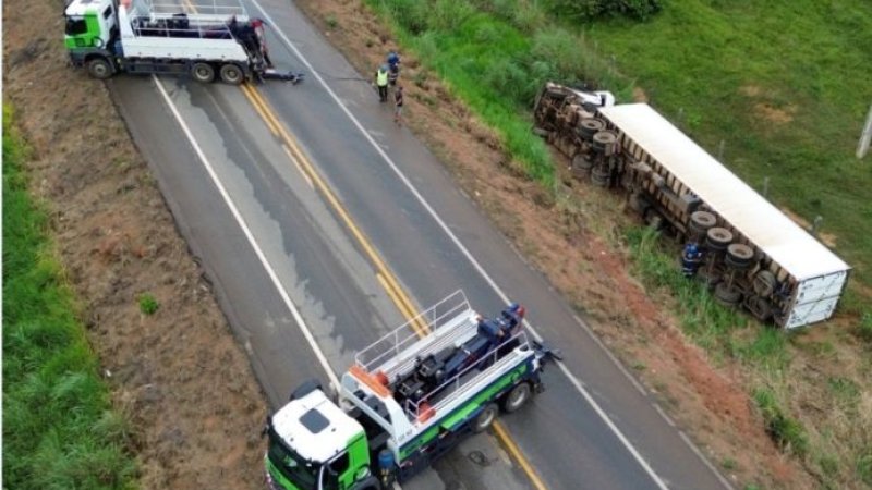 Concessionária Nova 364 garante segurança em atendimento a tombamento na BR-364