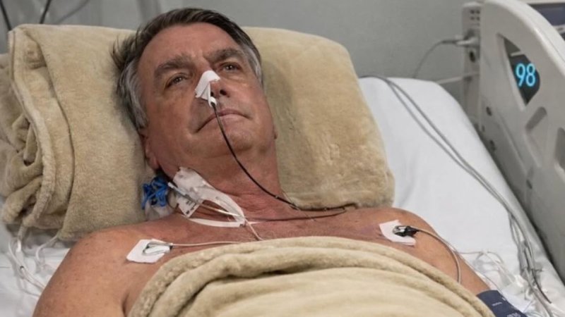 Laudo diz que Bolsonaro parou de respirar 514 vezes em uma noite