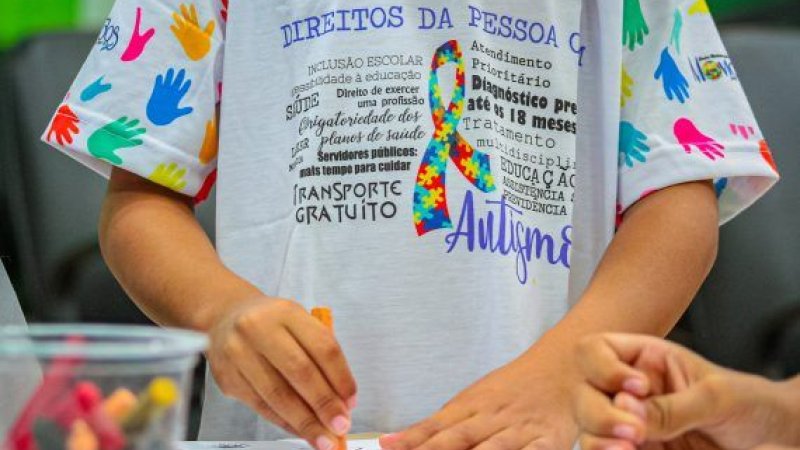 Dra. Taíssa indica disponibilização de cuidador escolar para aluno com TEA em Guajará-Mirim