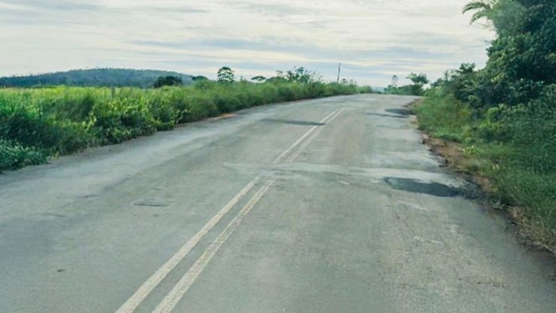 RO-459 em Rio Crespo passa por manutenção após solicitação do deputado Pedro Fernandes