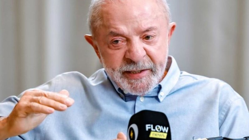 Lula diz que governo discute proibir bancos de oferecer mais de um cartão de crédito por pessoa