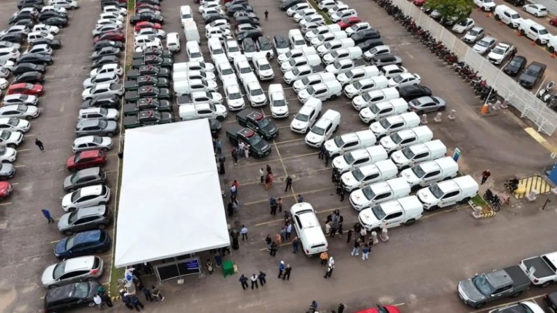 Entrega de veículos moderniza frota do Detran-RO e amplia o atendimento à população em Rondônia