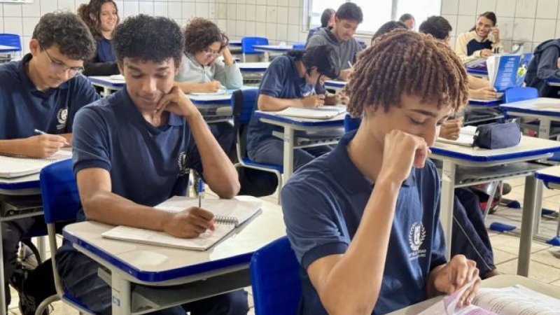 Série histórica do Censo Escolar reforça avanço da permanência dos estudantes no Ensino Médio em Rondônia