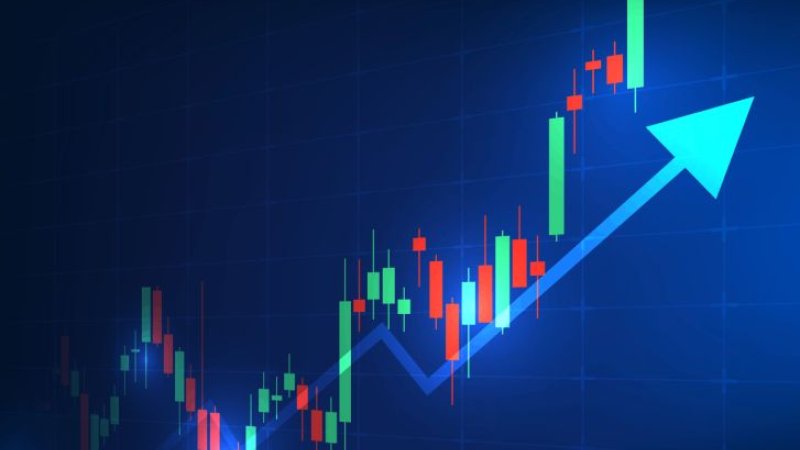 Ibovespa bate inéditos 209 mil pontos e dólar despenca após 1º turno