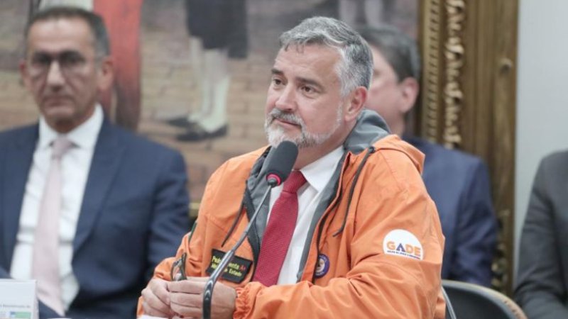 PT oficializa pré-candidatura de Paulo Pimenta ao Senado no RS