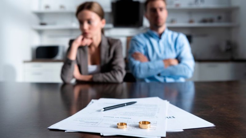 Número de divórcios aumenta 4,9% no Brasil e parte disso se deve a falta de dinheiro
