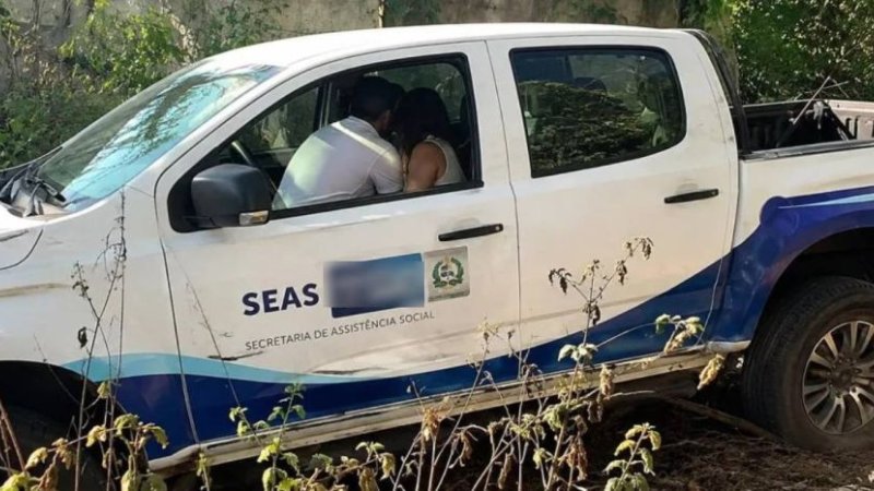 Prefeitura de Jaru afasta servidores flagrados em situação íntima em veículo oficial
